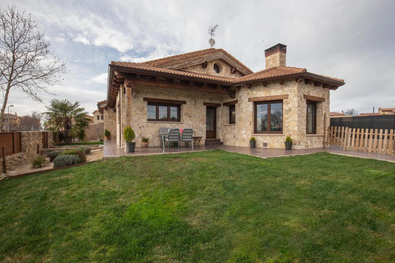 Casa Rural La Nava De Tizneros Ngoại thất bức ảnh